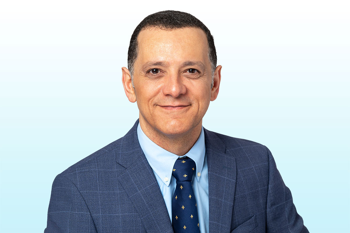 Dr. Tarek Radwan | Integrity Spine & Orthopedics, Jacksonville, Florida